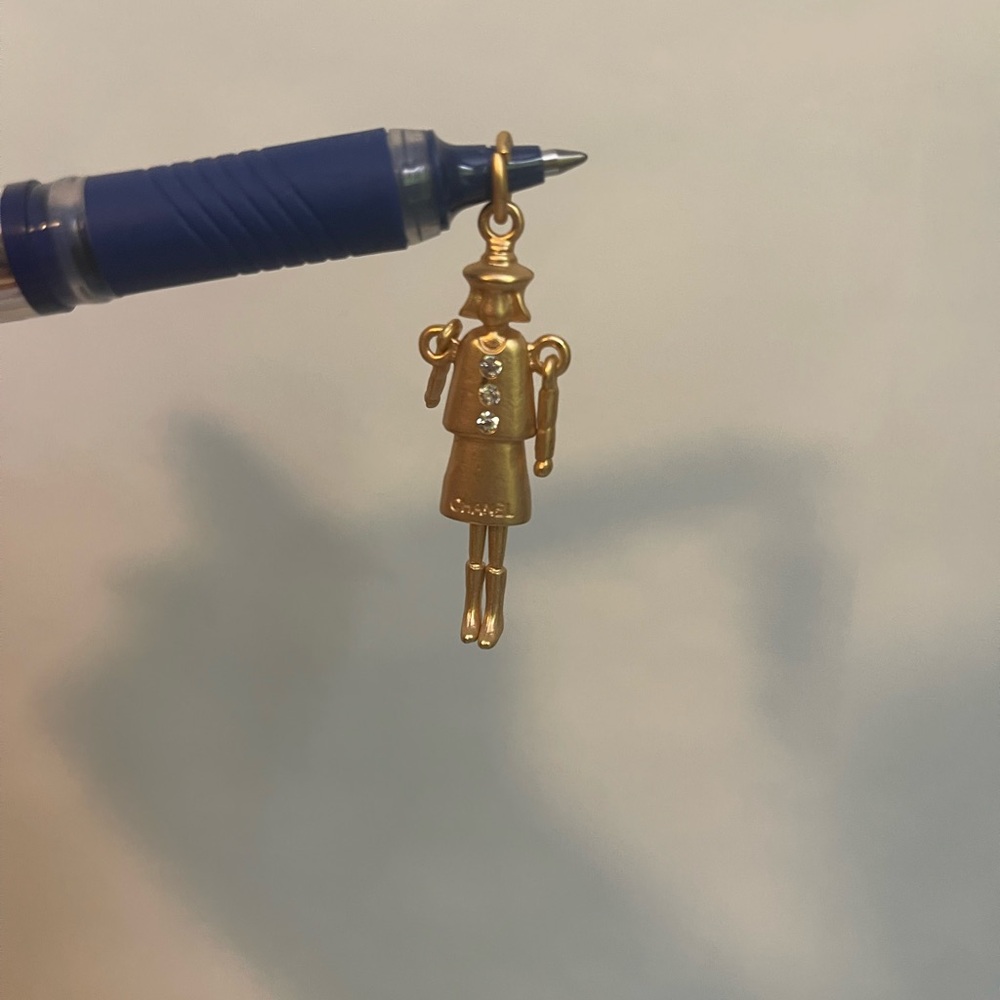 Chanel zipper puller - Picture 5 of 11